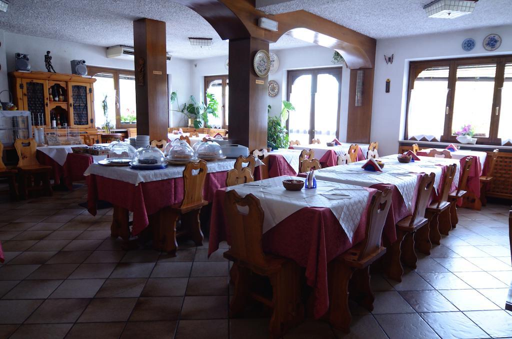 Albergo Mirella Belluno Exterior foto